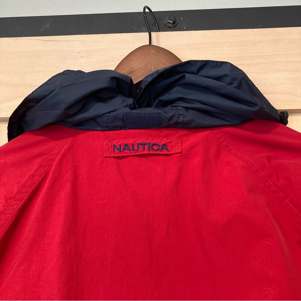 Nautica Red Windbreaker with Navy Details Mens Medium - Picture 9 of 15